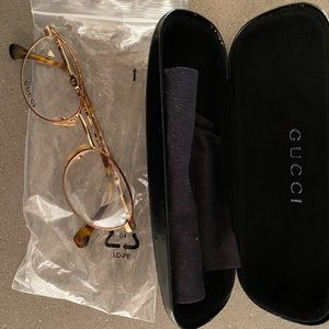 Gucci frame. With case